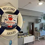 Resort Meduza Osrodek Wczasowy *